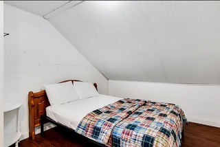 rental photo